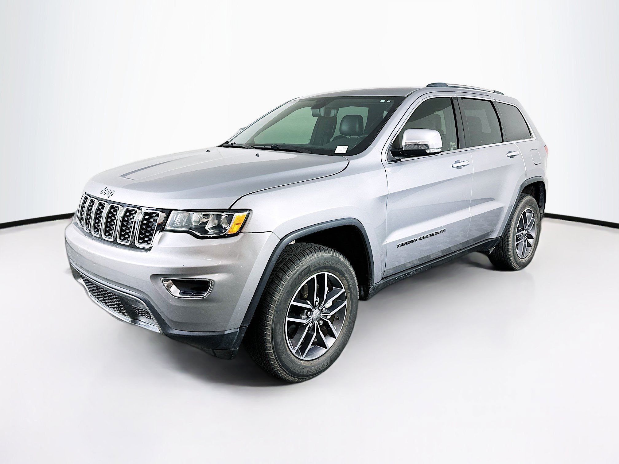 Used 2018 Jeep Grand Cherokee Limited RWD image 3