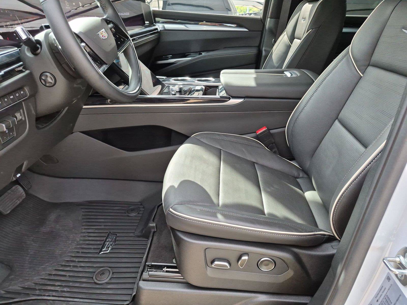 New 2026 Cadillac Escalade Sport w/ Touring Package AWD/4WD image 11