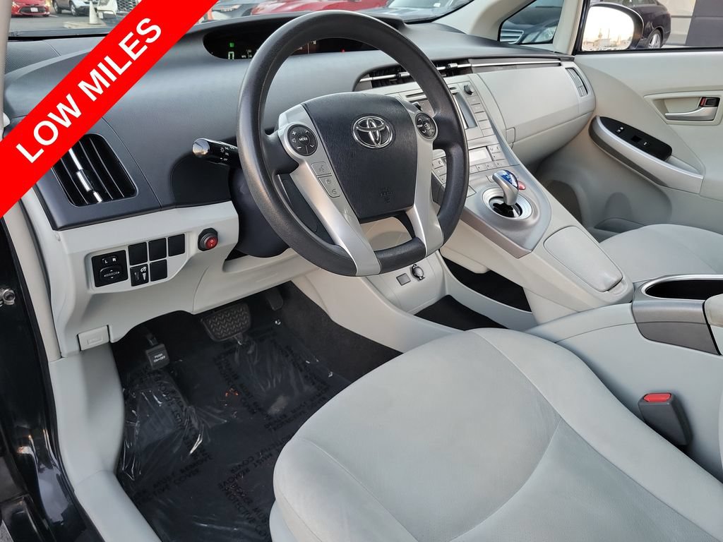Used 2015 Toyota Prius Three FWD image 19
