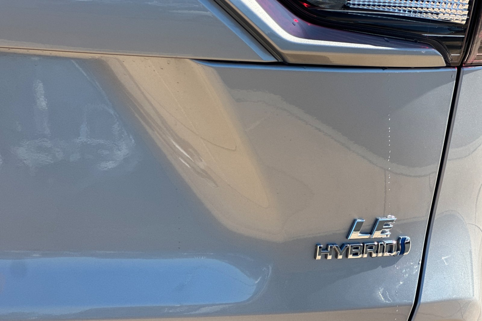 Certified 2023 Toyota RAV4 LE AWD/4WD image 32