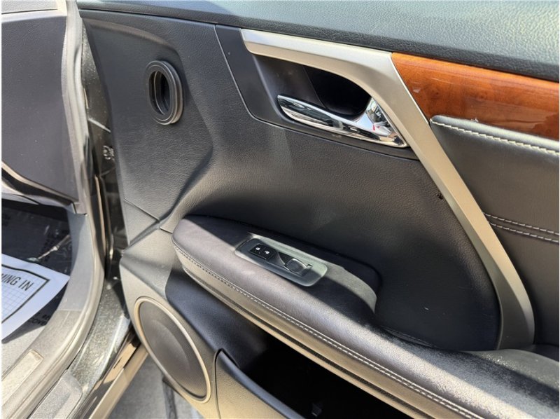 Used 2019 Lexus RX 350L FWD image 32
