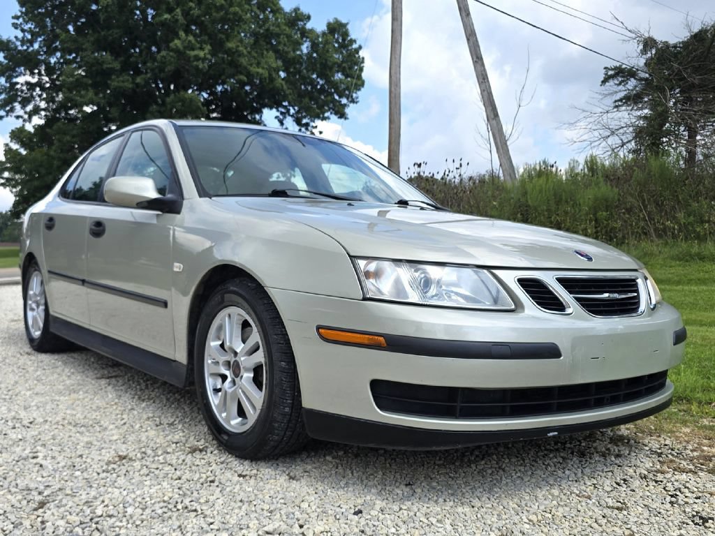 Used 2005 Saab 9-3 Linear FWD image 11