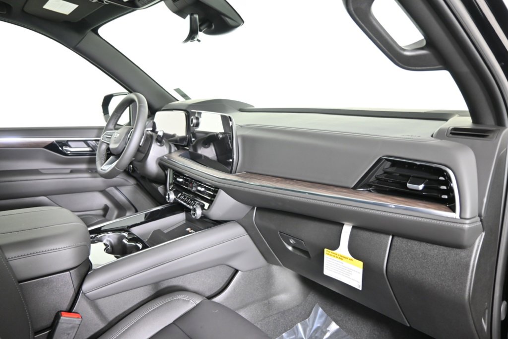 New 2026 Chevrolet Suburban Z71 w/ Z71 Off-Road Package image 15