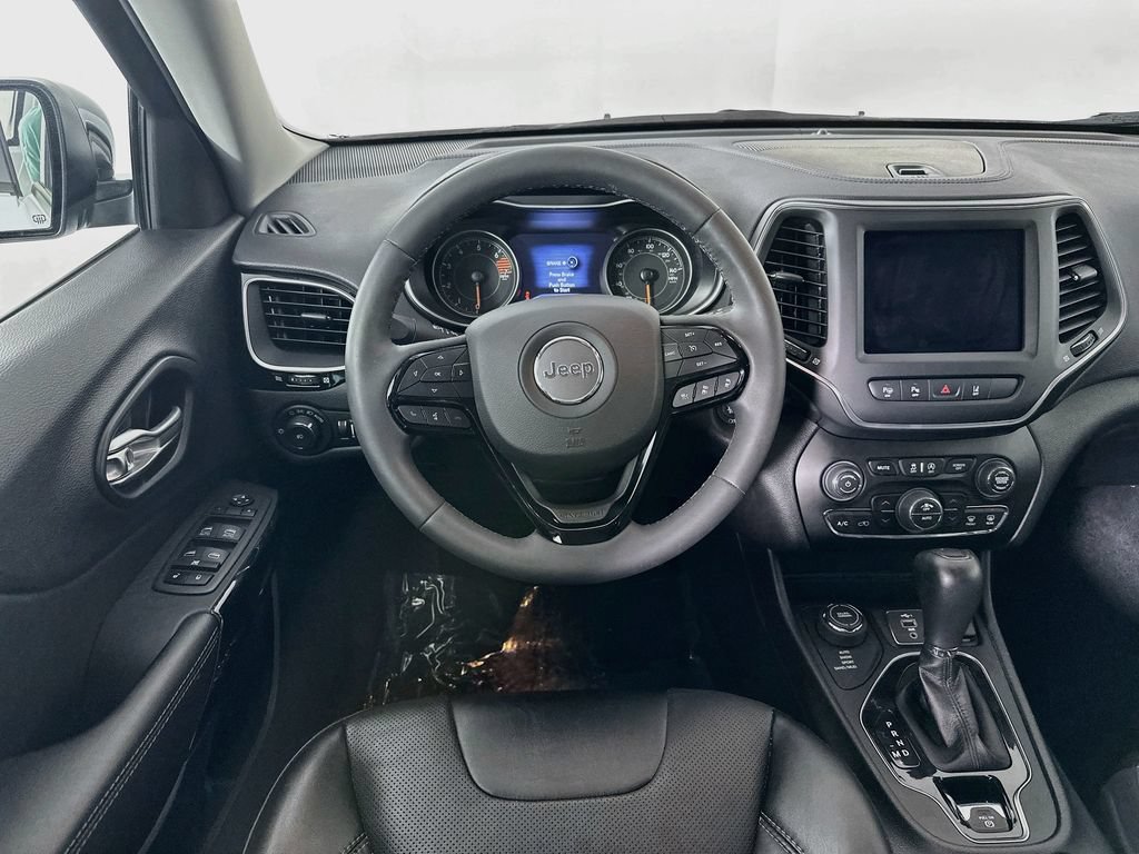 Certified 2023 Jeep Cherokee Altitude Lux AWD/4WD image 33