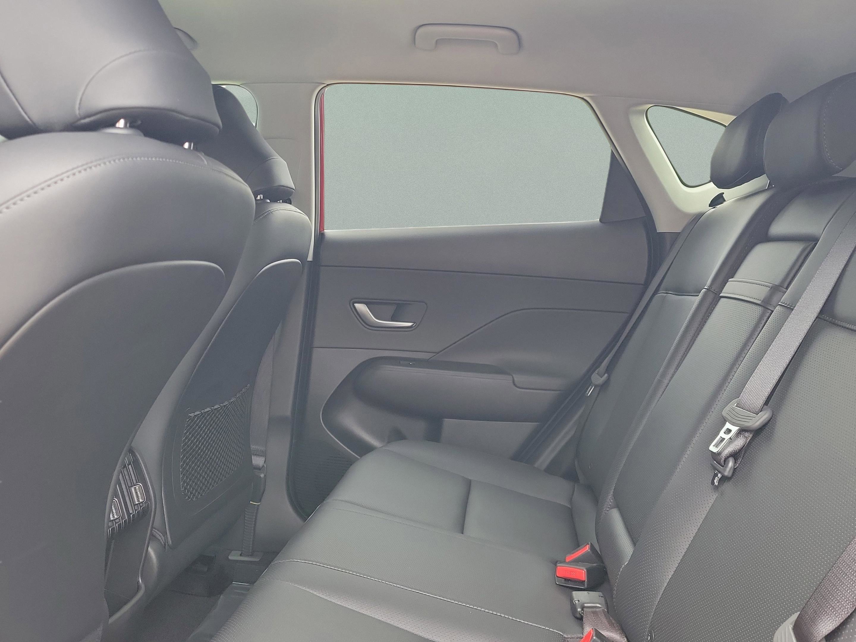 New 2026 Hyundai Kona SEL Premium image 6