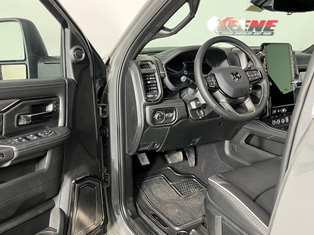 New 2026 RAM 2500 Limited AWD/4WD image 24