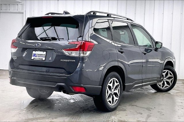 Used 2022 Subaru Forester Premium AWD/4WD image 12