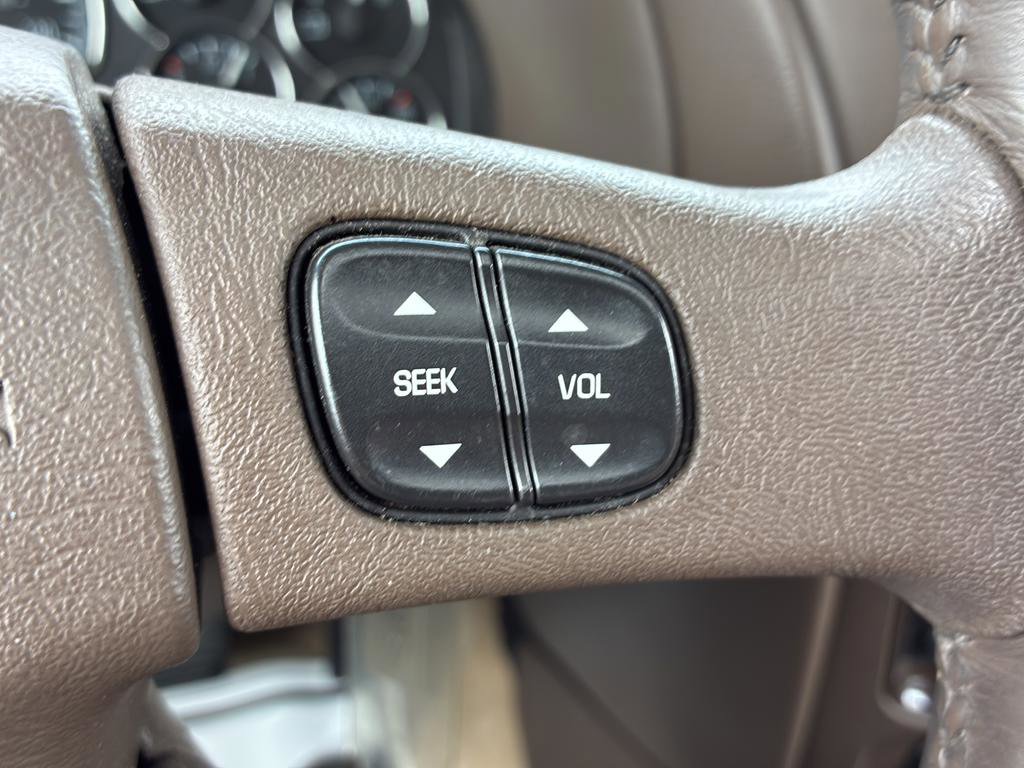 Used 2007 Buick Rainier CXL image 19