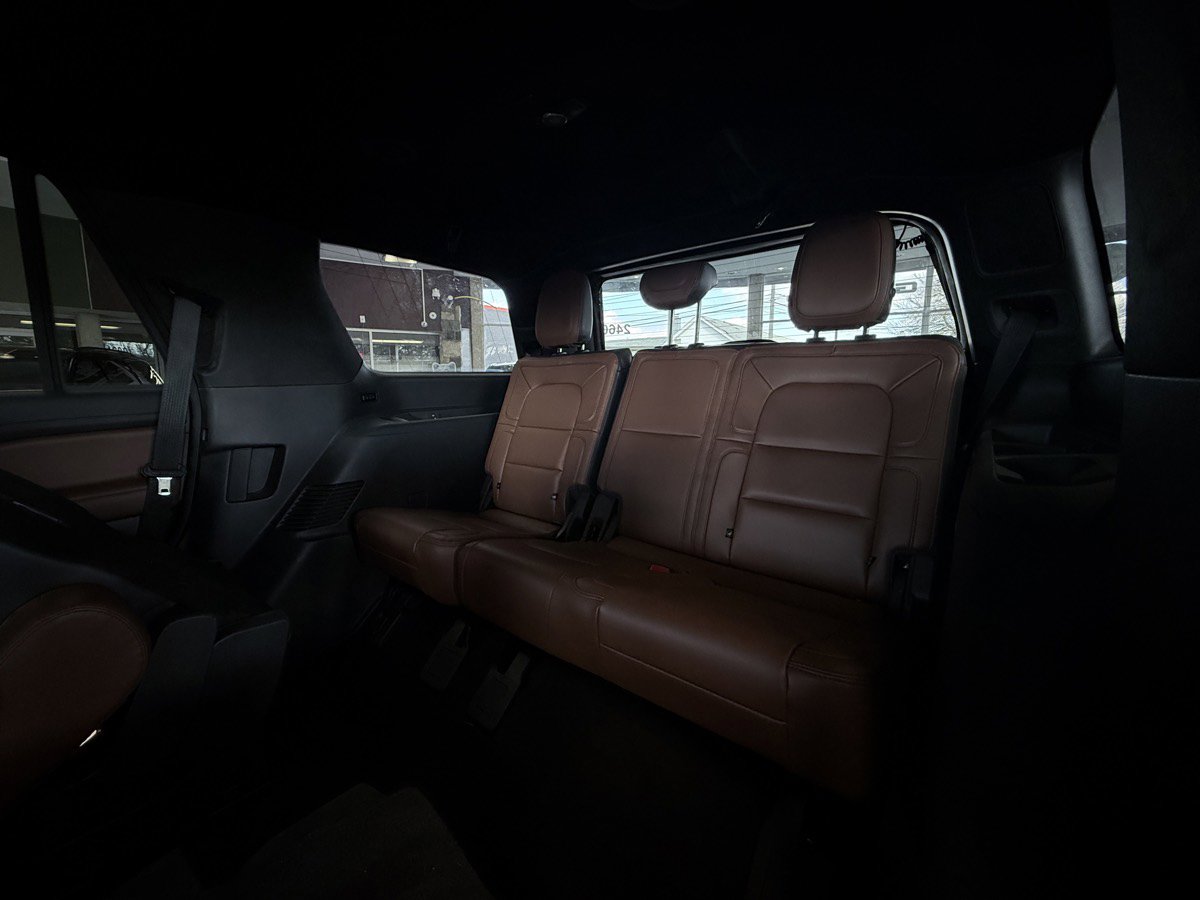 Used 2024 Lincoln Navigator Reserve AWD/4WD image 26