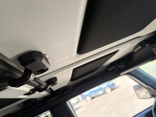 Used 2025 Ford Bronco Heritage Edition AWD/4WD image 33