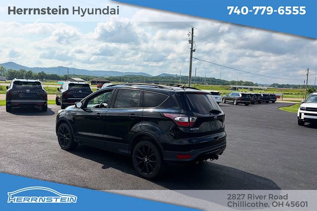 Used 2017 Ford Escape Titanium AWD/4WD image 5