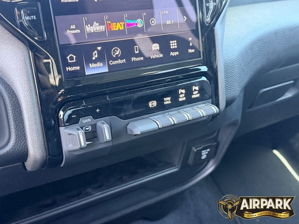 New 2026 RAM 3500 Tradesman AWD/4WD image 26