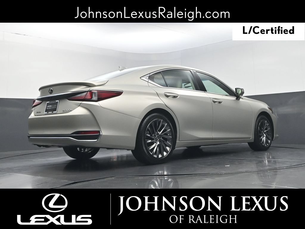 Used 2025 Lexus ES 300h w/ Technology Package FWD image 20