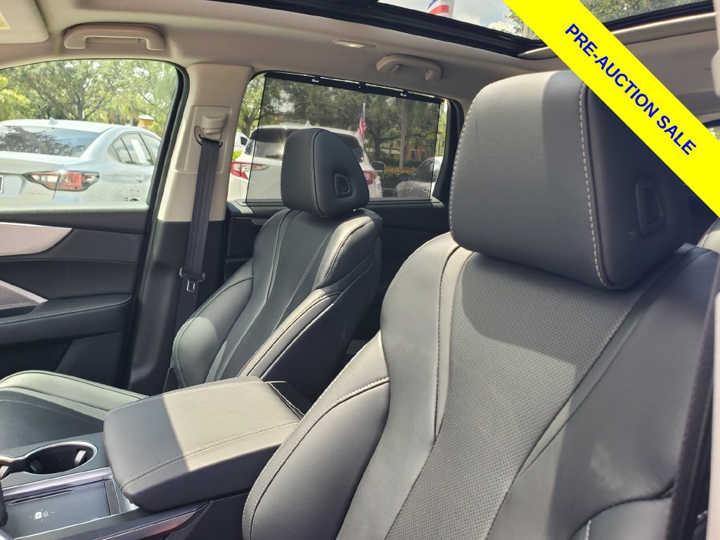 Used 2024 Acura MDX w/ Technology Package FWD image 18