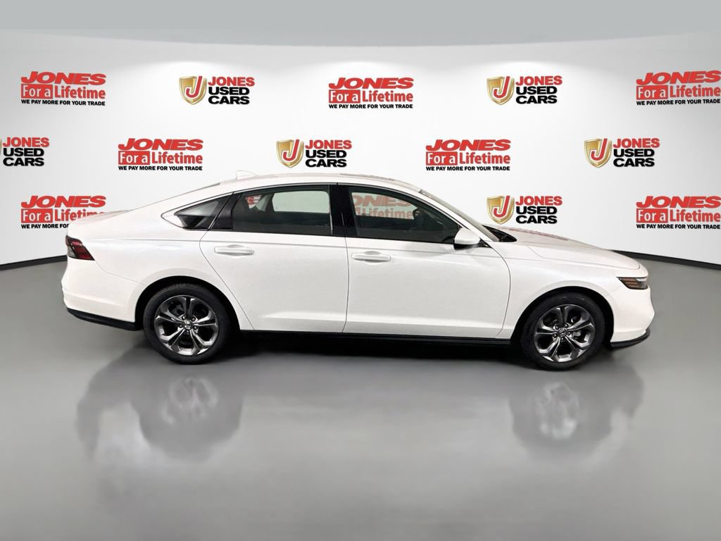 Used 2024 Honda Accord EX image 16