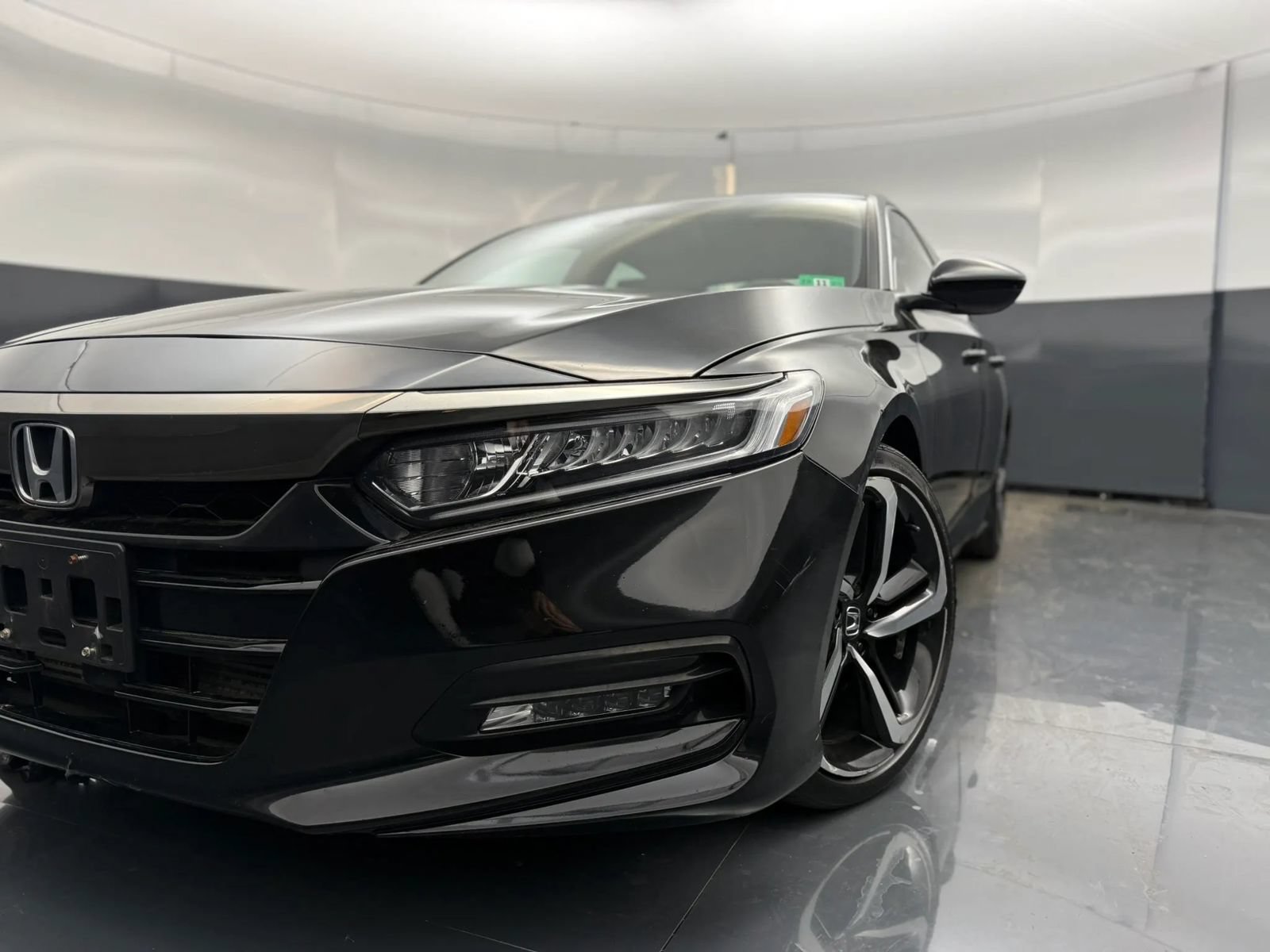 Used 2018 Honda Accord Sport image 43