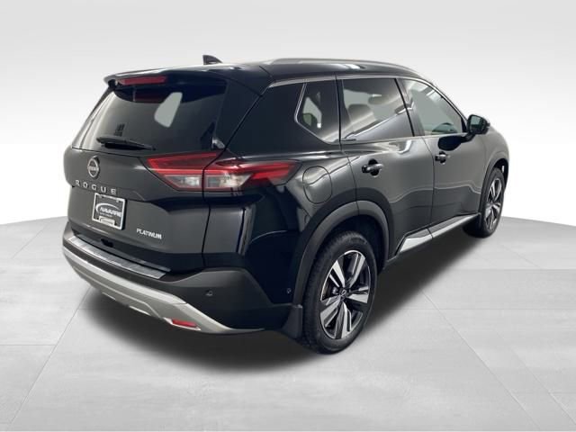Used 2023 Nissan Rogue Platinum image 9