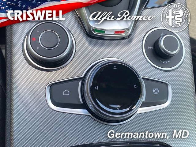 New 2025 Alfa Romeo Stelvio Sprint image 35