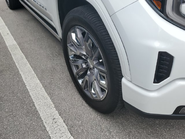 Used 2024 GMC Sierra 1500 Denali w/ Denali Reserve Package RWD image 4
