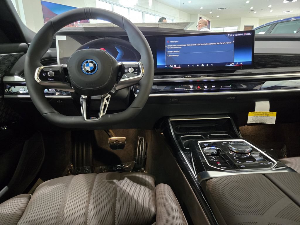 New 2026 BMW i7 xDrive60 w/ Executive Package AWD/4WD image 27