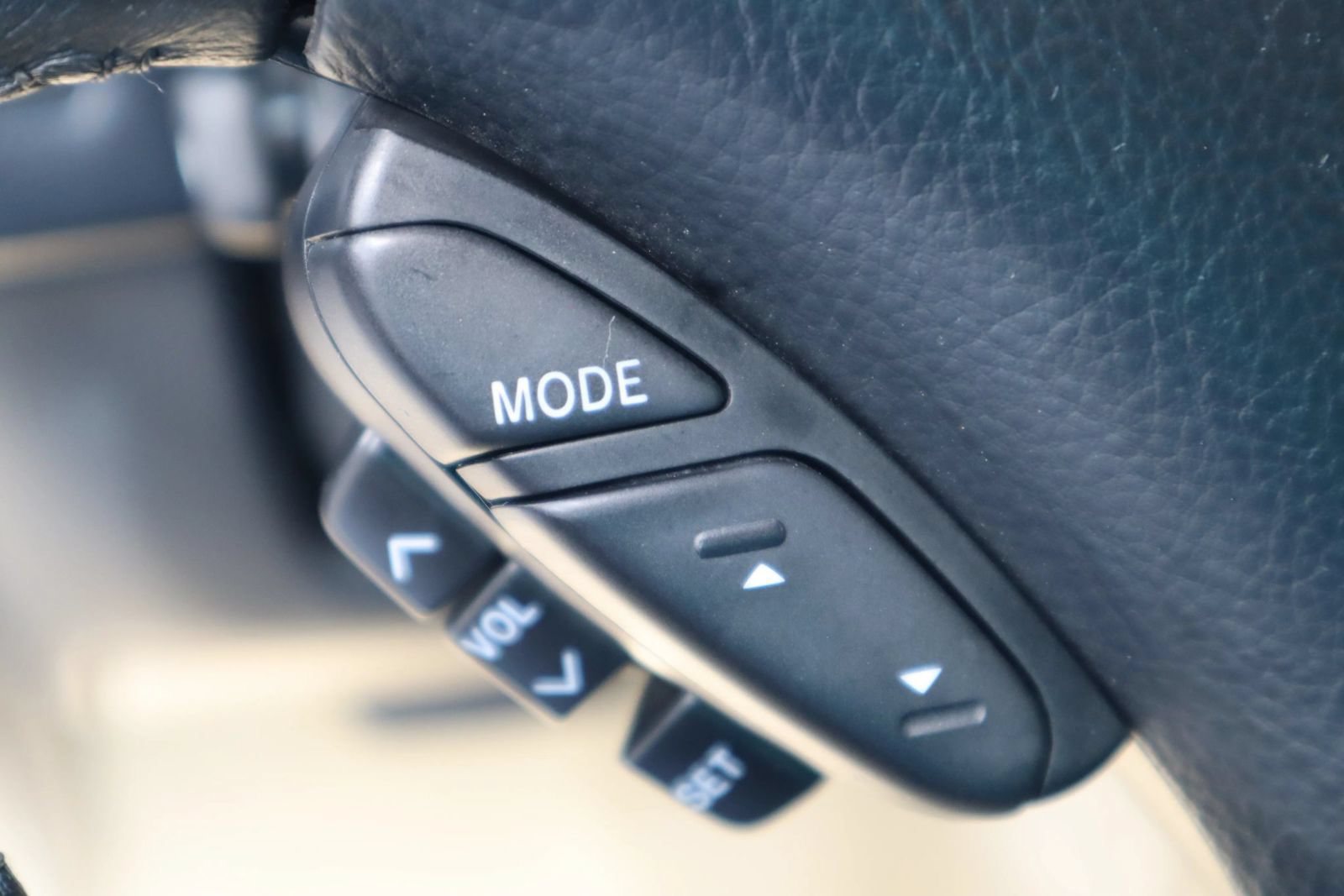 Used 2009 Lexus SC 430 Convertible RWD image 22