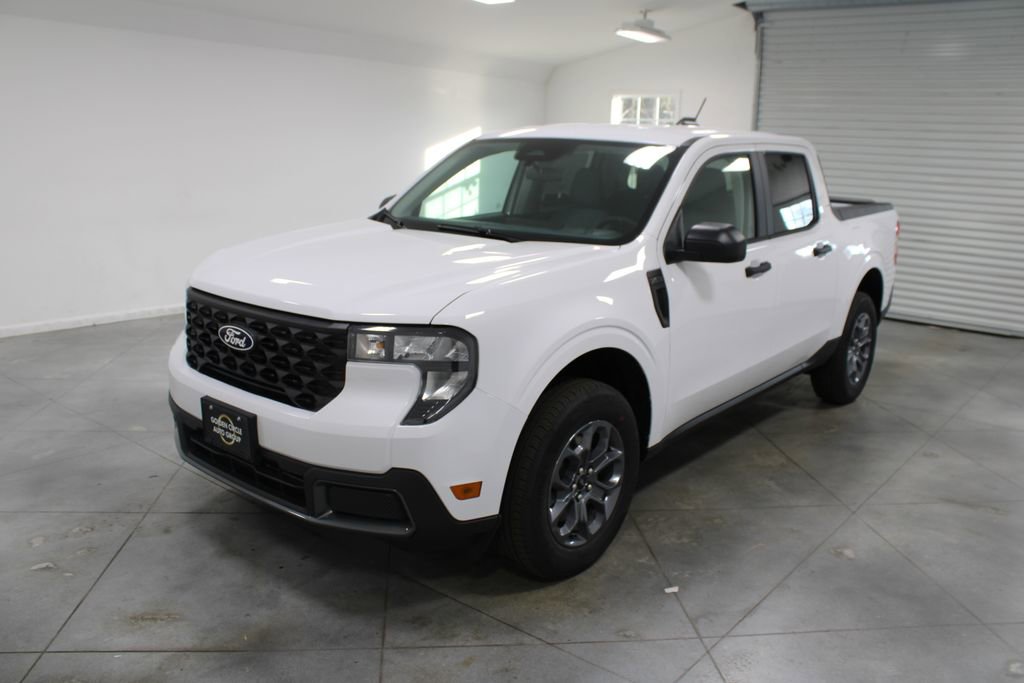 New 2025 Ford Maverick XLT w/ Equipment Group 302A image 3