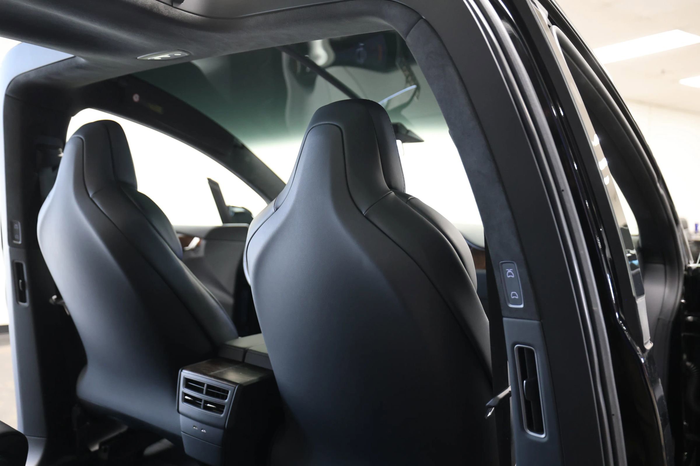 Used 2019 Tesla Model X Long Range AWD/4WD image 42