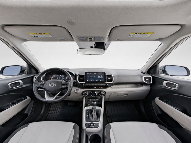 Used 2025 Hyundai Venue SEL FWD image 9