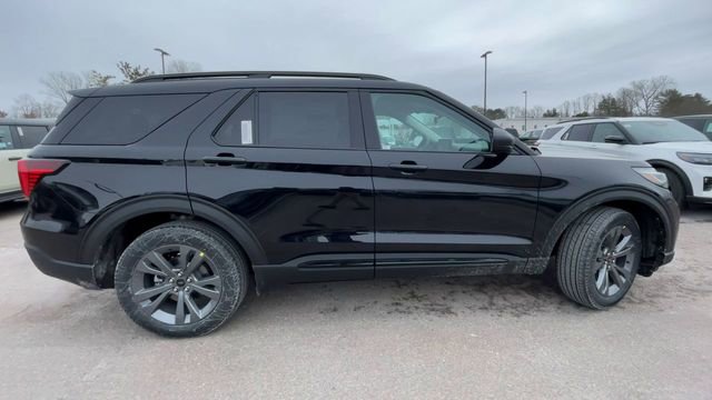 New 2026 Ford Explorer Active w/ Active Comfort Package image 9