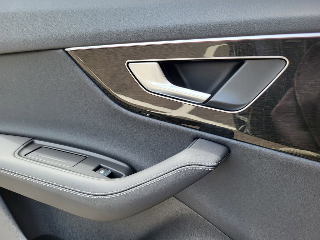 New 2025 Audi Q7 2.0T Premium Plus image 11