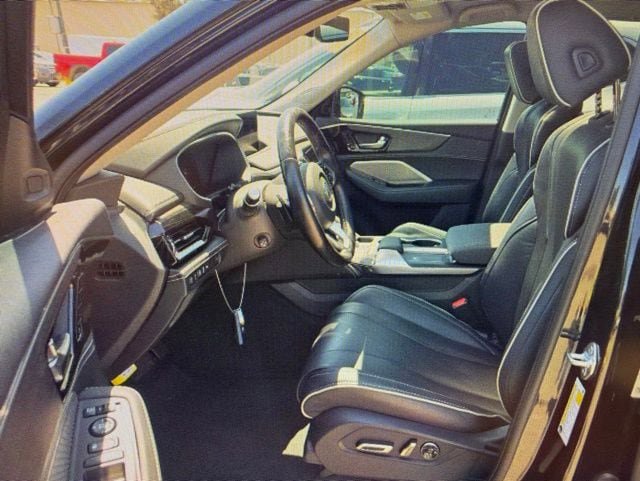 Used 2023 Acura MDX SH-AWD w/ Advance Package image 6