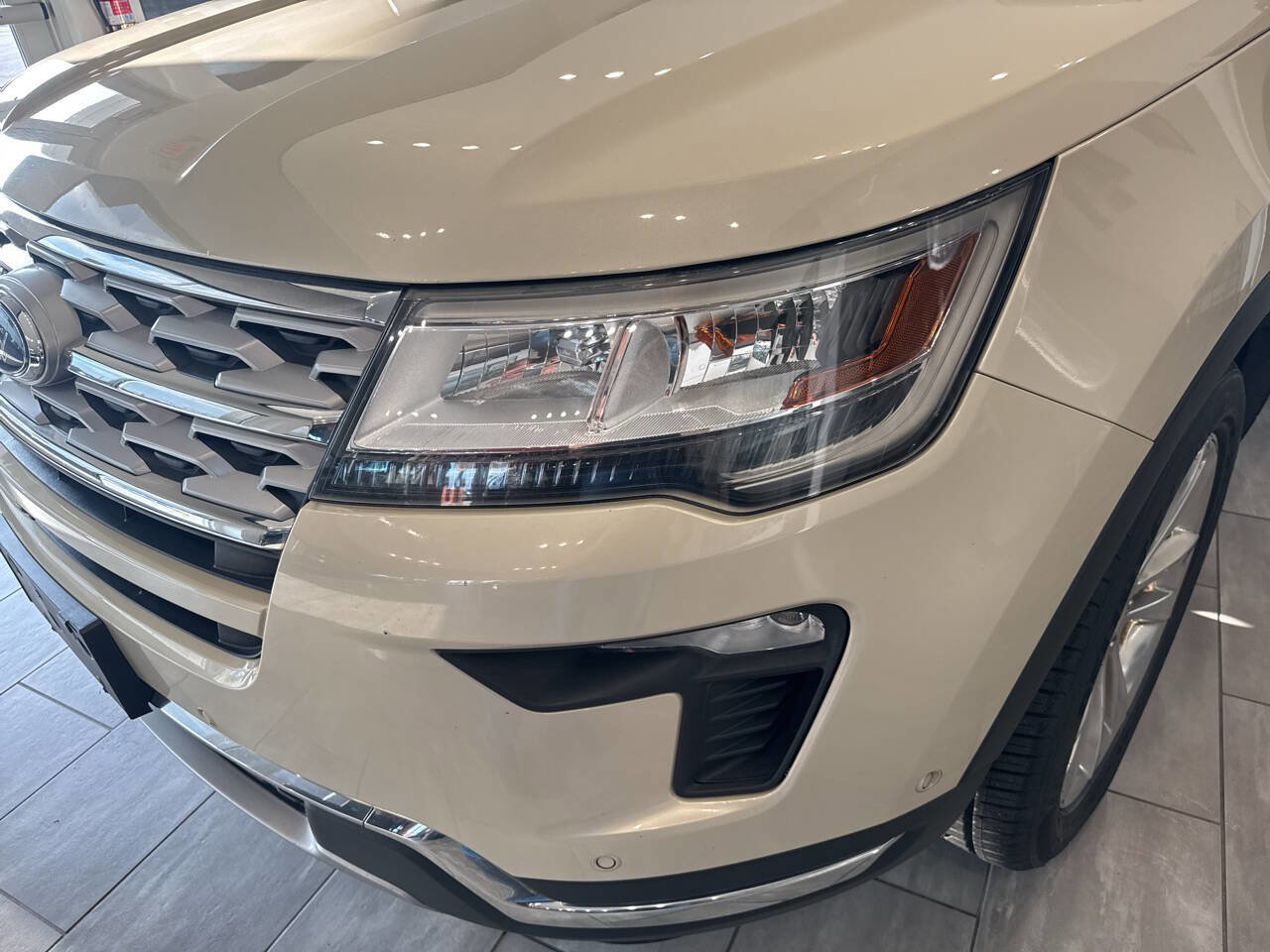 Used 2018 Ford Explorer Limited w/ Equipment Group 301A image 21