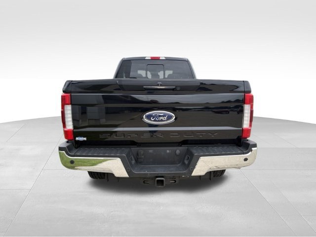 Used 2017 Ford F250 Lariat w/ Lariat Ultimate Package AWD/4WD image 16