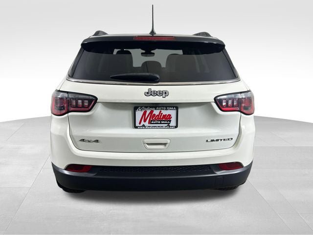 Used 2017 Jeep Compass Limited AWD/4WD image 6
