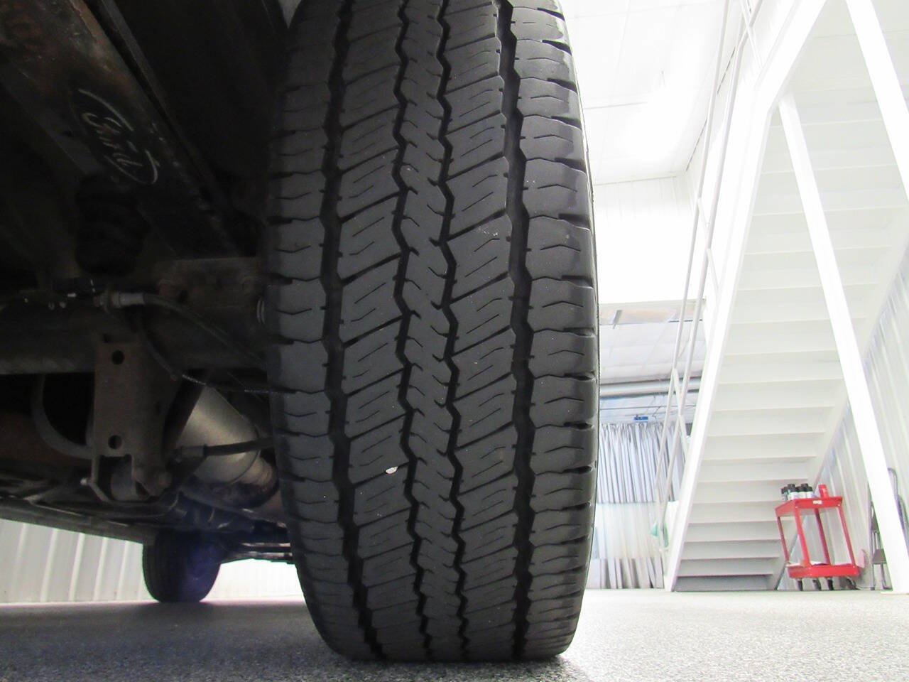 Used 2019 Ford Transit 150 130 Low Roof RWD image 28