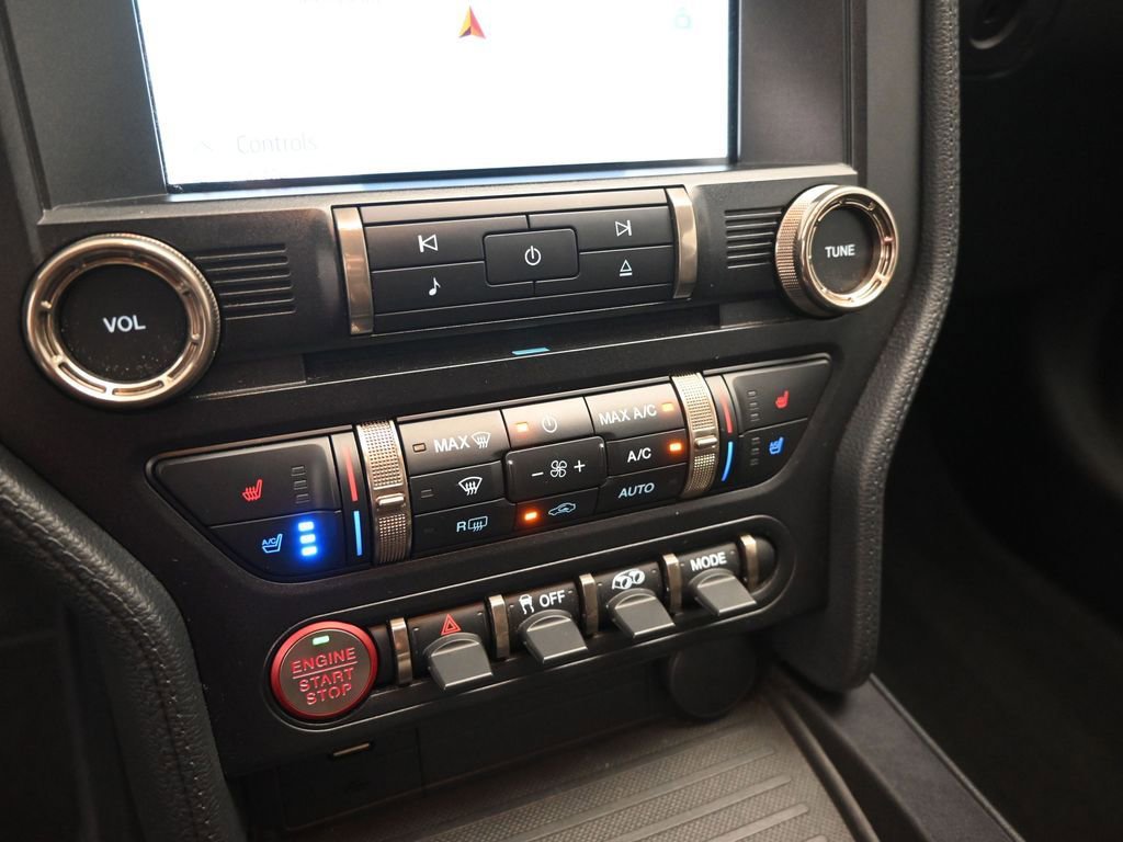 Certified 2022 Ford Mustang Shelby GT500 w/ Technology Package image 19