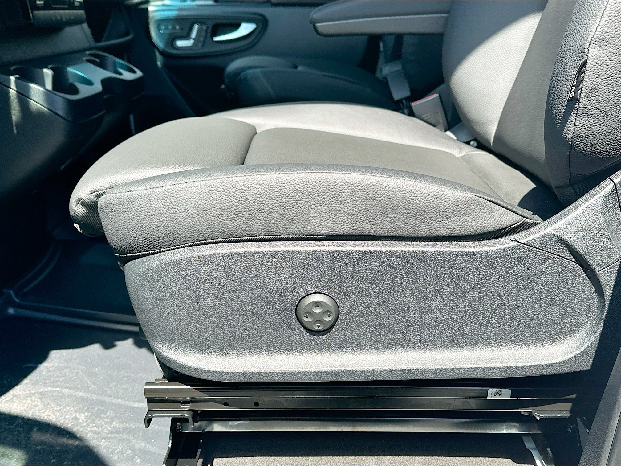 New 2026 Mercedes-Benz Sprinter 2500 image 19