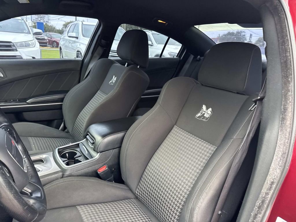 Used 2019 Dodge Charger Scat Pack w/ Navigation & Travel Group RWD image 17