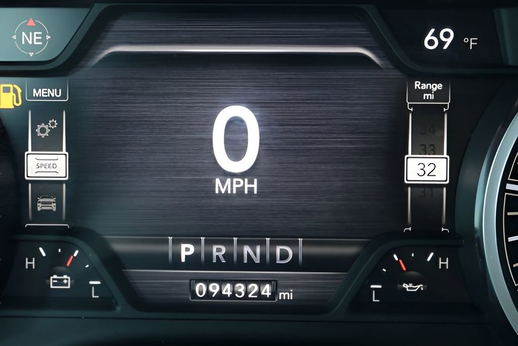 Used 2022 RAM 1500 Laramie AWD/4WD image 25