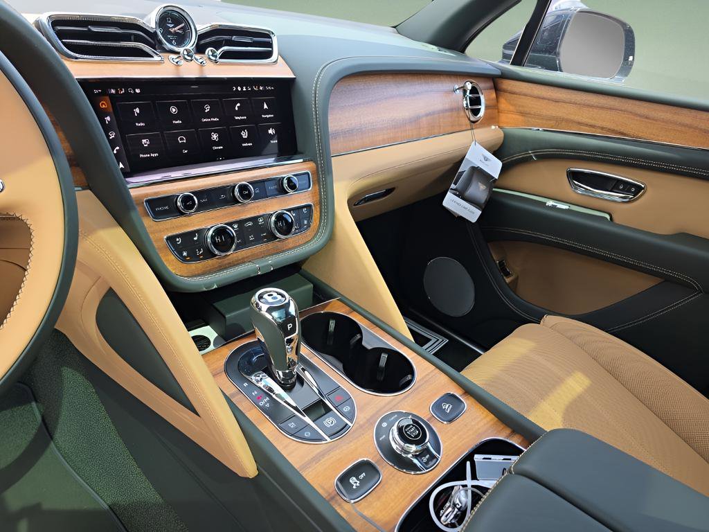 New 2025 Bentley Bentayga image 21