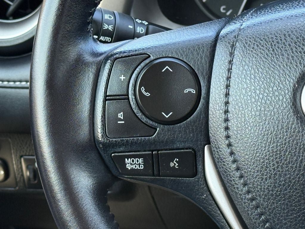 Used 2017 Toyota RAV4 XLE FWD image 20