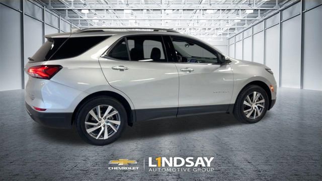 Used 2022 Chevrolet Equinox Premier AWD/4WD image 2