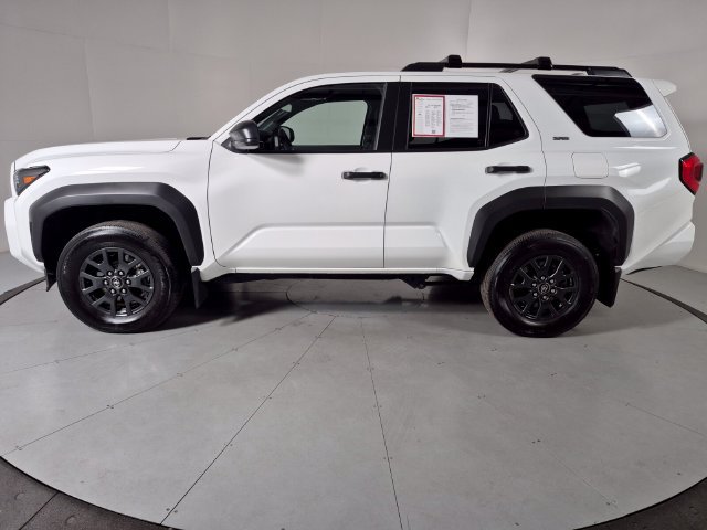 Certified 2025 Toyota 4Runner SR5 AWD/4WD image 2