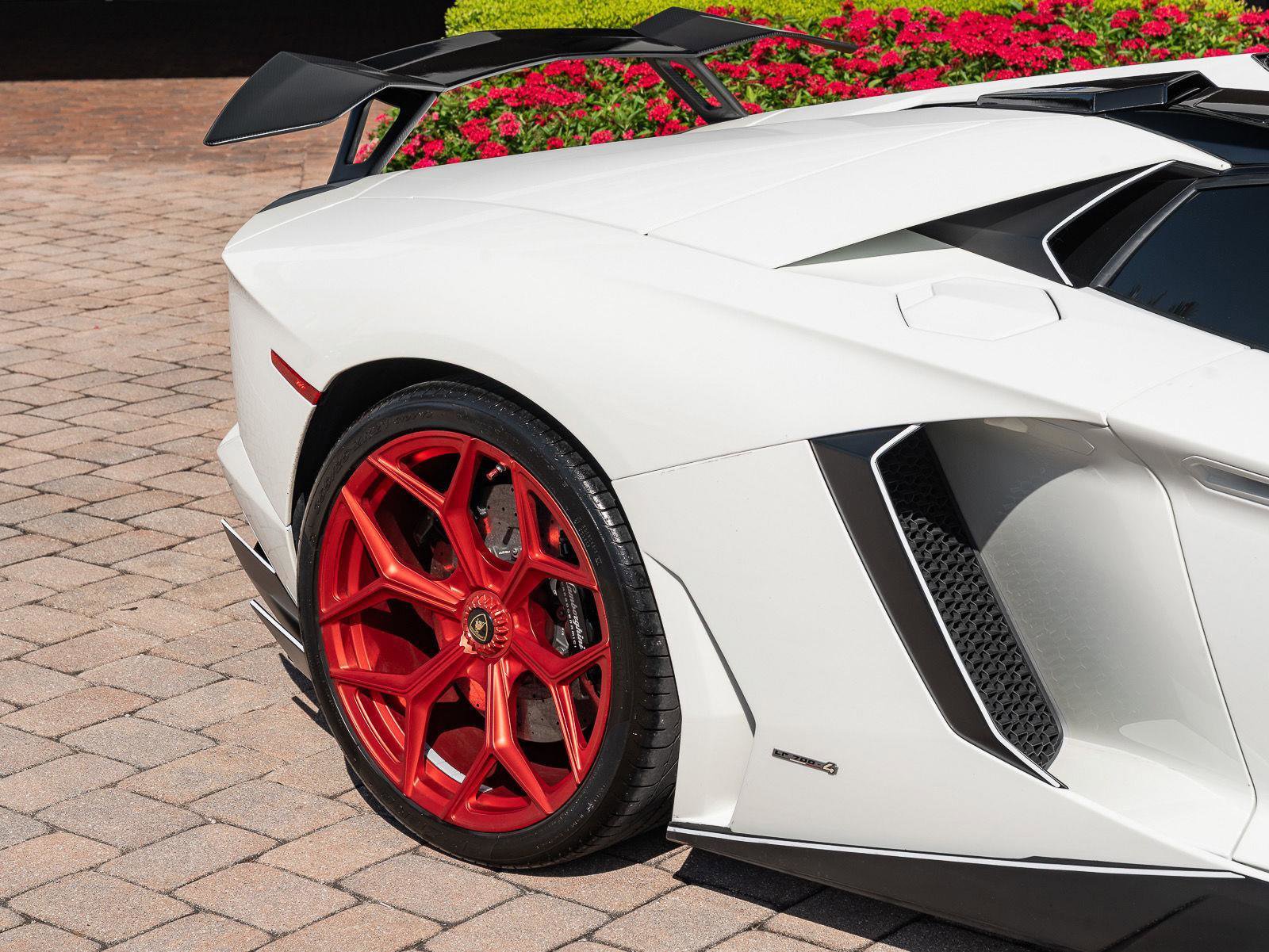 Used 2016 Lamborghini Aventador LP 700-4 AWD/4WD image 11