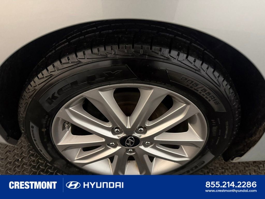 Used 2015 Hyundai Elantra SE w/ Option Group 02 image 18