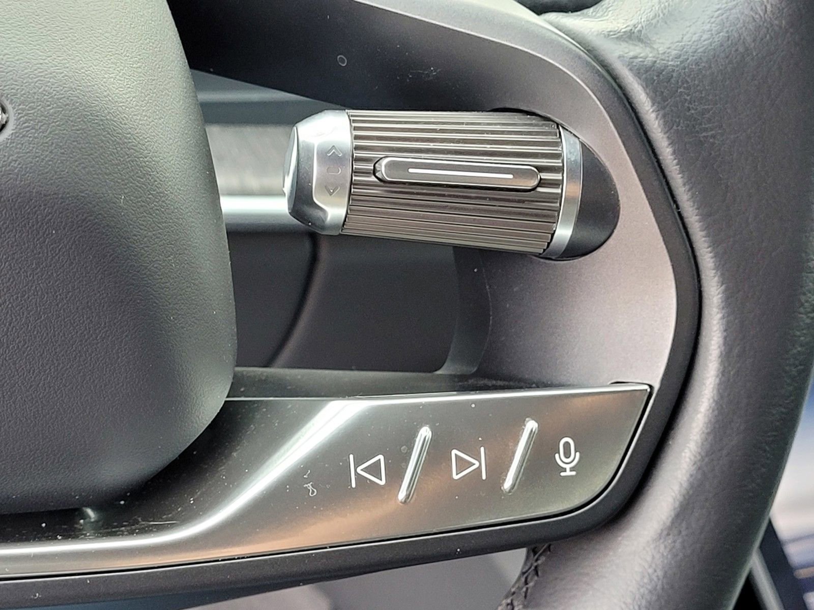 Used 2023 Lucid Air Pure image 29