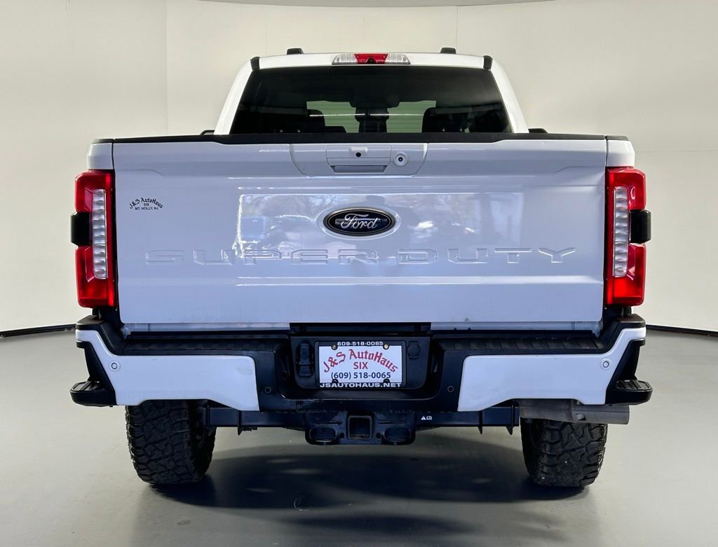 Used 2025 Ford F250 XLT w/ Black Appearance Package image 6