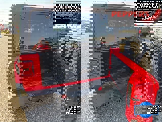 Used 2022 Jeep Wrangler Unlimited Sahara w/ LED Lighting Group image 13