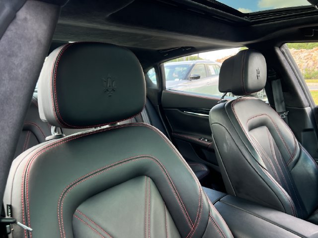 Used 2016 Maserati Quattroporte S RWD image 29