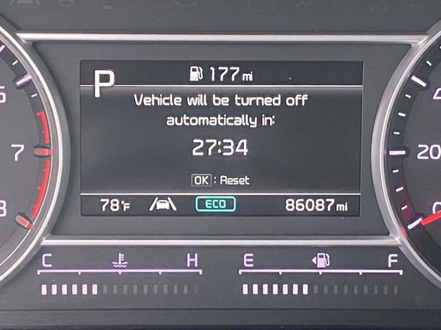 Used 2022 Kia Sorento S FWD image 25